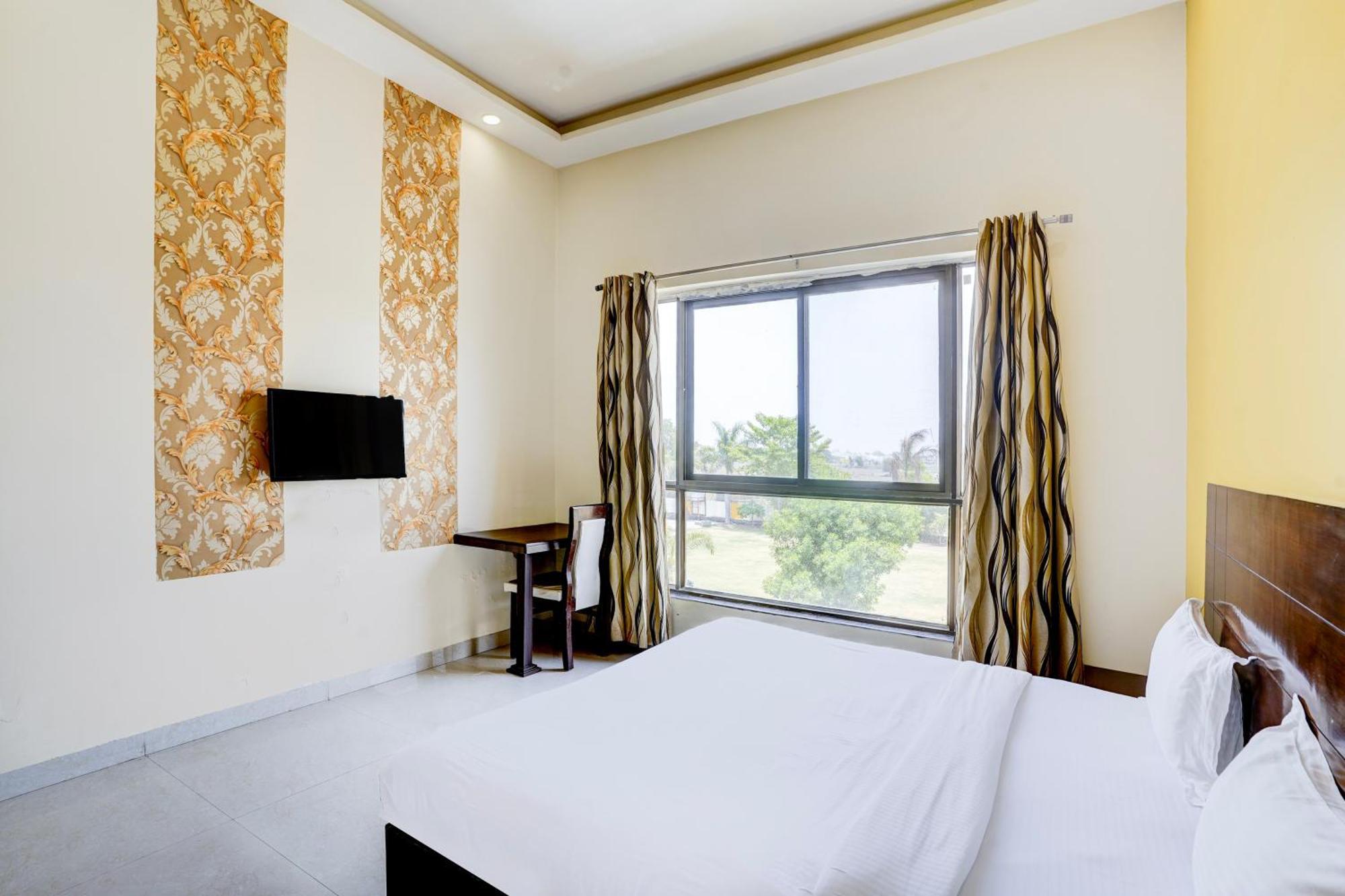 Hotel Amrit Manthan Chittorgarh Exteriér fotografie
